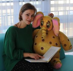 ДЛЯ ВАС ЧИТАЕТ актриса театра НАДЕЖДА КУКЛИНА 